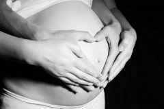 女子凭活动券想拍“孕妈照” 影楼称档期太满迟迟没安排