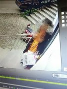 顺手牵羊？快递被小区业主拿错不归还