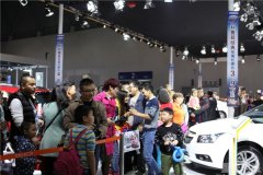 重庆汽车消费节明日开展：80余品牌千款车型，近30款新车首发