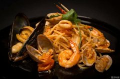 首届“世界意大利美食周”重庆站开幕 有啥好耍的看这里