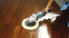 刚装修好 “厂家”就来免费地板保养 这很可能是骗局