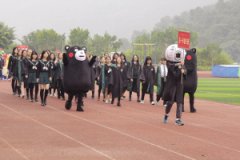 中学生脑洞大开 18中运动会创意百出