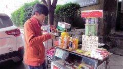 这个无人售卖摊 卖出的是诚信