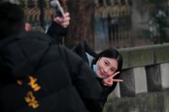 拼艺考保持体型 艺考生太饿了就喝水喝到饱