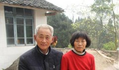 重庆“诚信老爹”种地10年替子还债 种良心菜回报村民