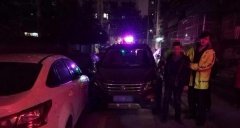 的哥与妻子吵架心情郁闷 酒后连撞路边五辆车