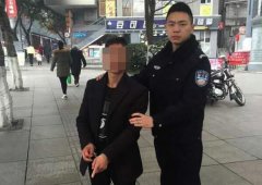 四川男子图方便 租车到重庆偷手机