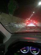 重庆北碚隧道顶部石块垮落 目前已清理完毕