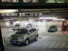 偷摩托换车漆 还是逃不过警察的“火眼金睛”