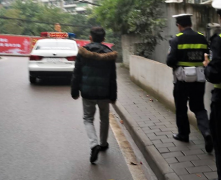 偷了500元现金想自首  小伙拿起电话报警又犹豫了